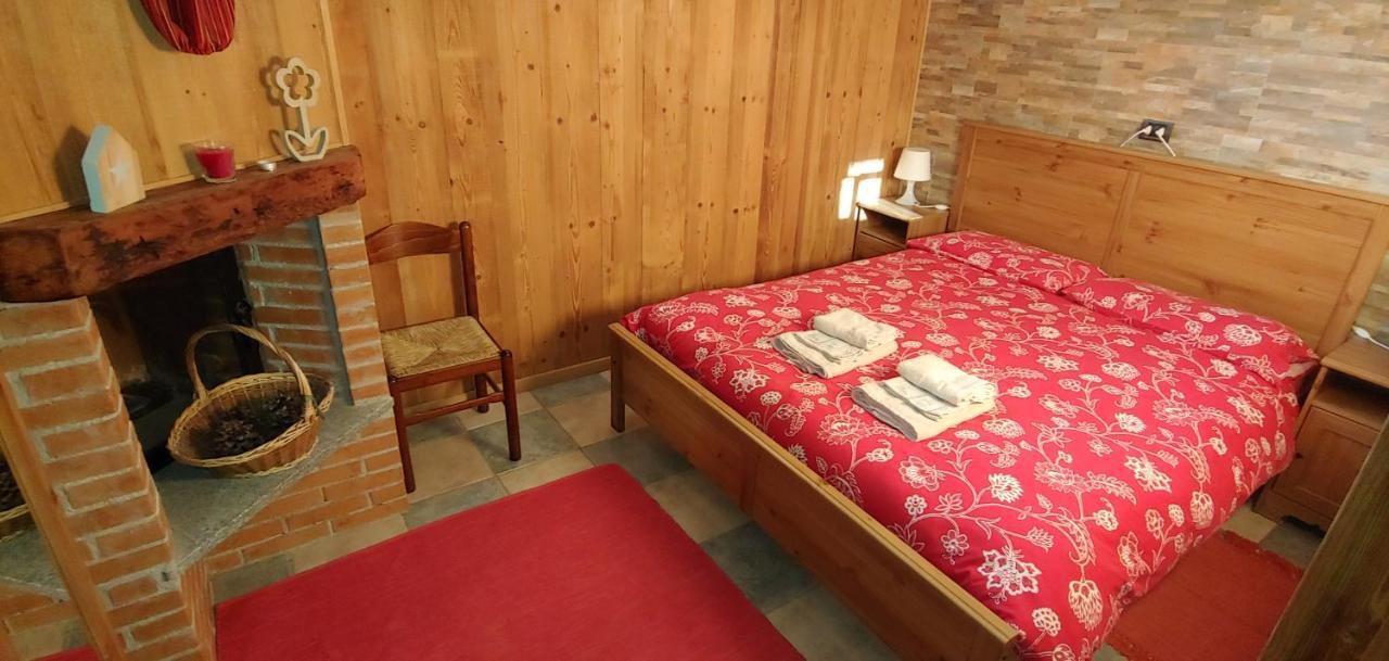 B&B Cav Rondinella 基亚文纳 外观 照片
